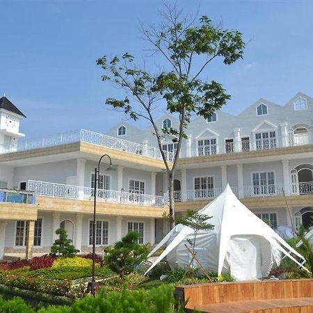 Chevilly Resort And Camp Bogor Exteriér fotografie