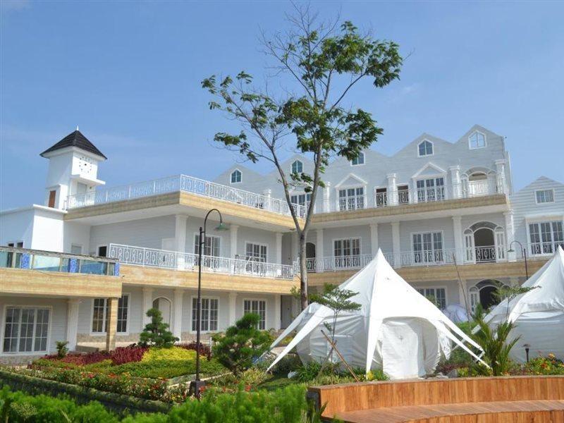 Chevilly Resort And Camp Bogor Exteriér fotografie